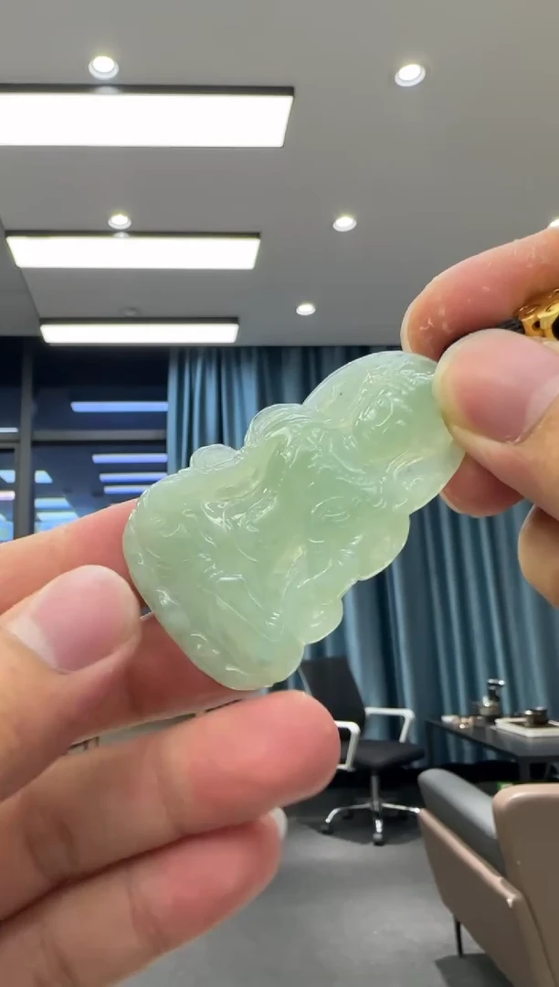 颈饰未镶嵌翡翠天然翡翠A货孤品一件