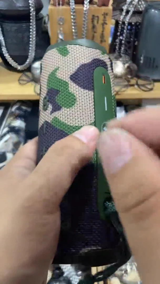 瓷片闪购商品  如图所示