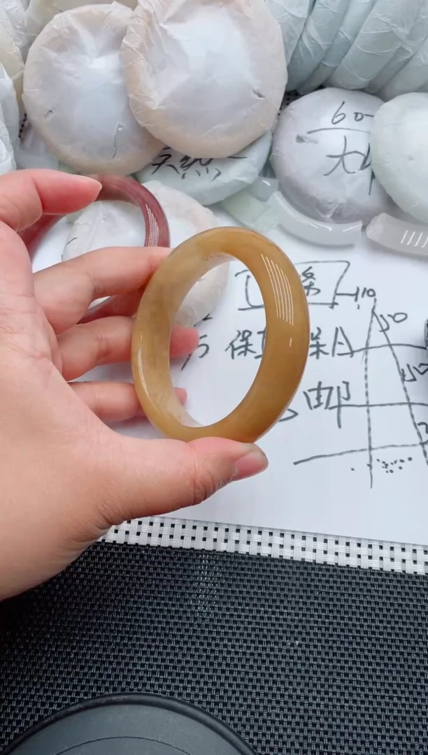 未镶嵌手镯石英质玉96-62-63