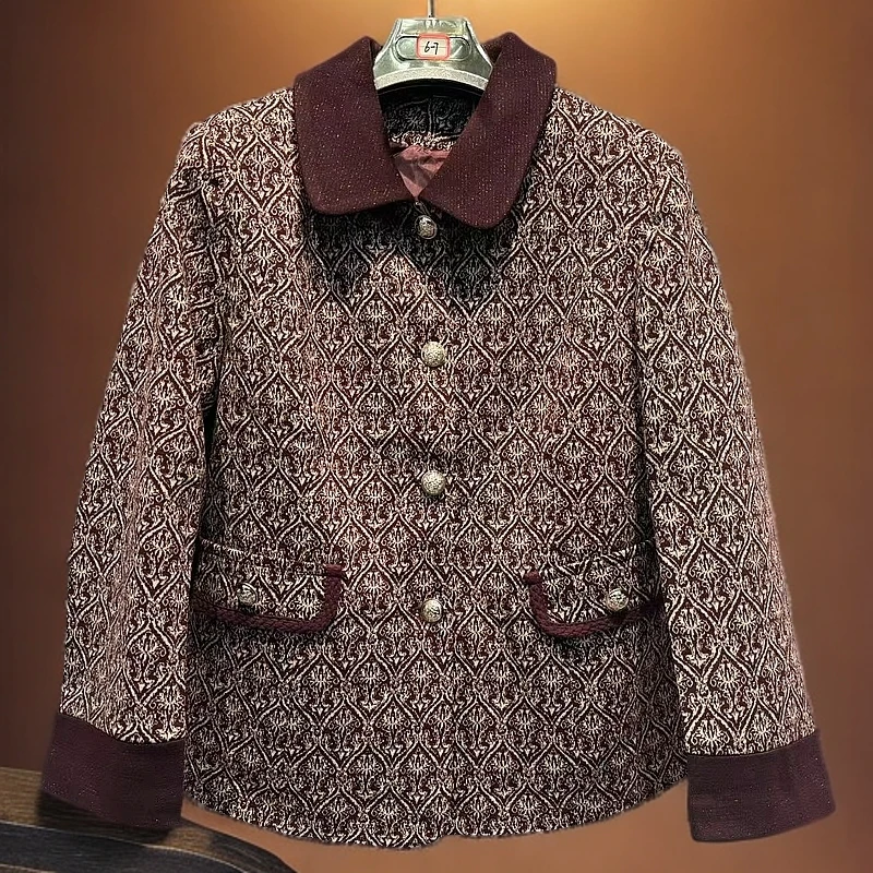 纽扣翻领时尚薄款中老年女装短款秋春秋外套中老年休闲气质妈妈装