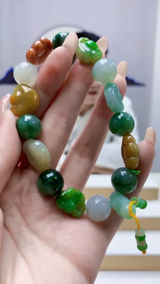 未镶嵌定制翡翠5028jw-毛货手串97