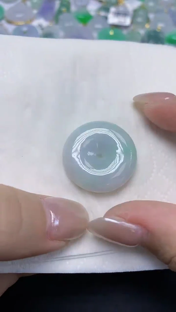 翡翠未镶嵌颈饰天然缅甸翡翠A货
