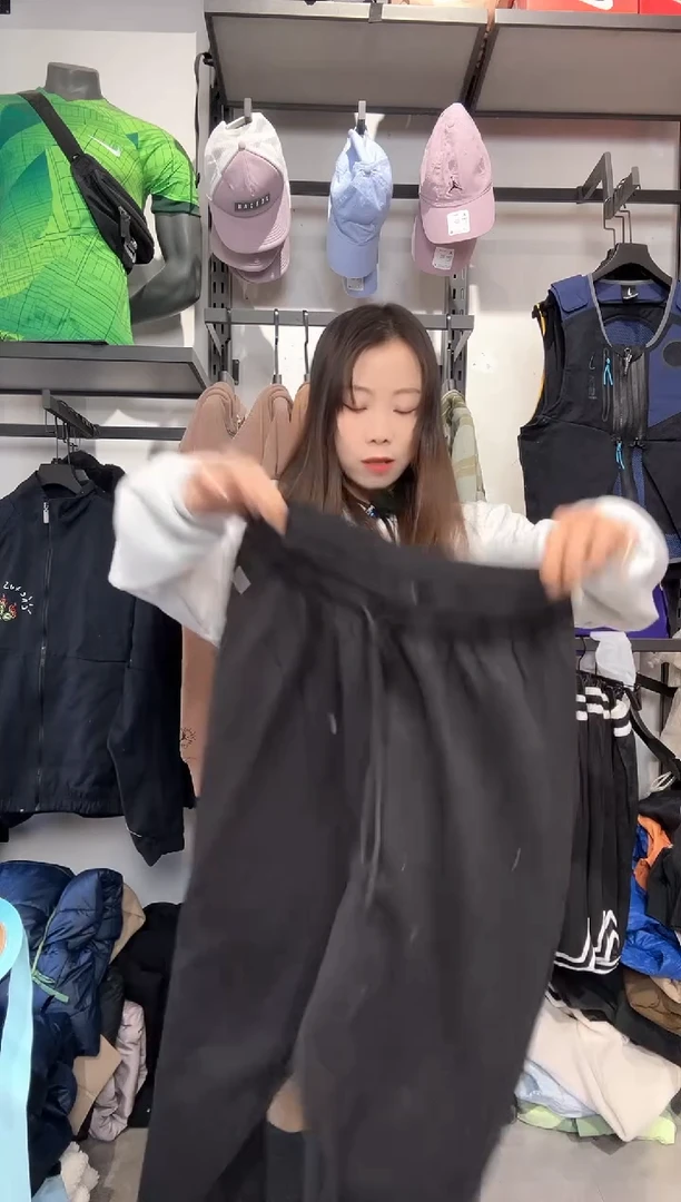 1329编码 瑕疵款直播间过款为准 尺码
