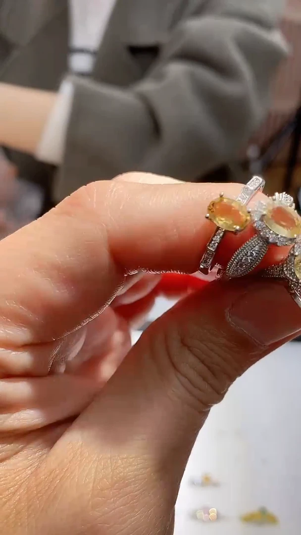 【闪购商品】烟晶戒指钛钢多样性发其一【49】