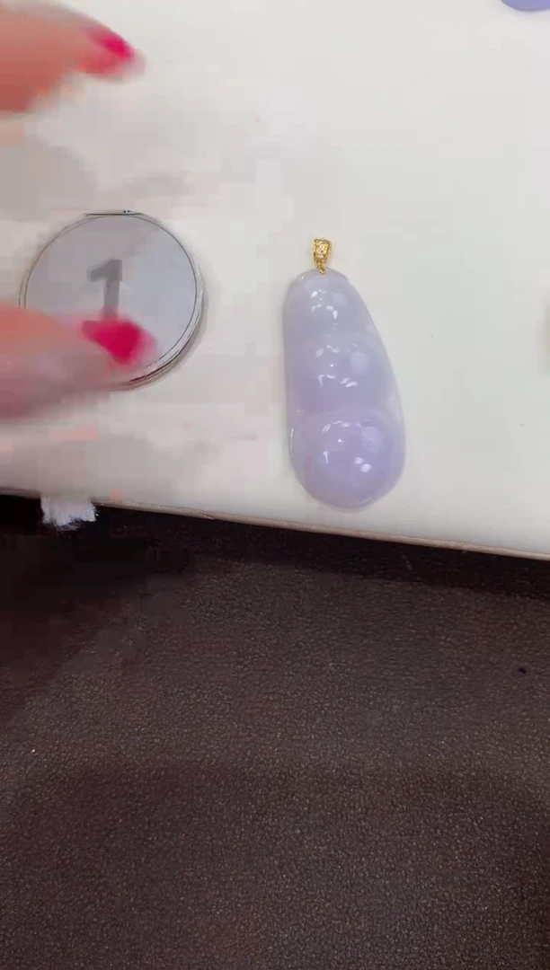 颈饰18K金镶嵌翡翠天然缅甸a货翡翠