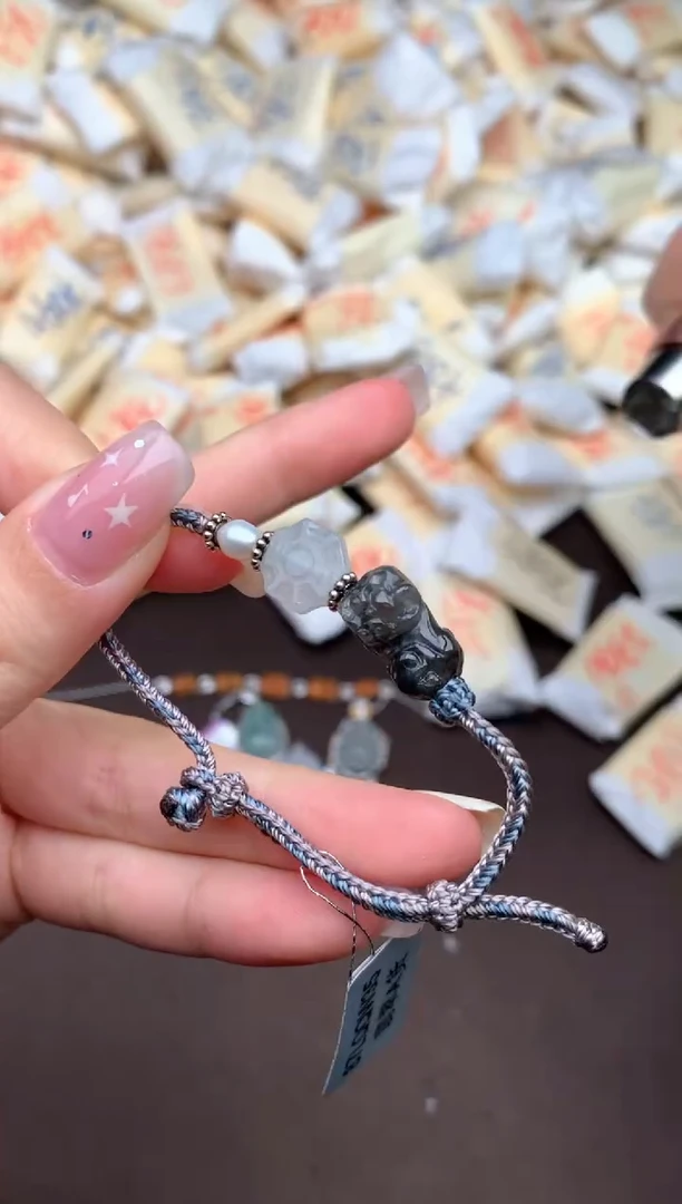 【闪购商品】翡翠挂件未镶嵌一