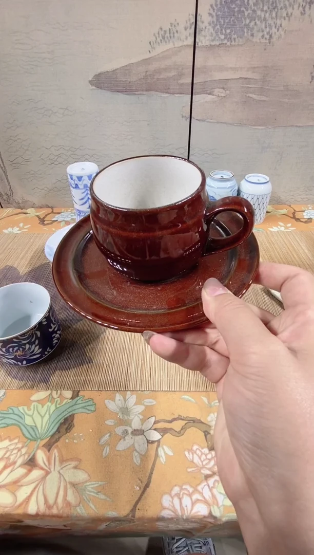 瓷片森的瓷器开播大吉