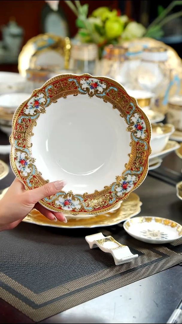 瓷片8.5英寸草帽盘1个