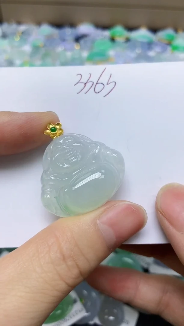 翡翠未镶嵌颈饰 天然缅甸翡翠A货