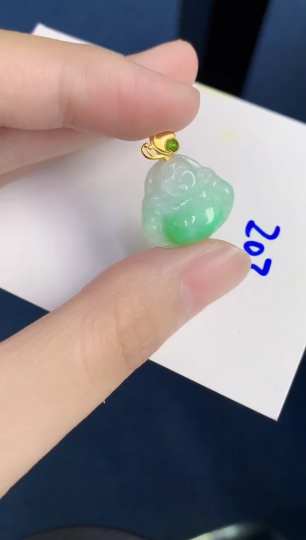 颈饰未镶嵌翡翠天然翡翠缅甸A货