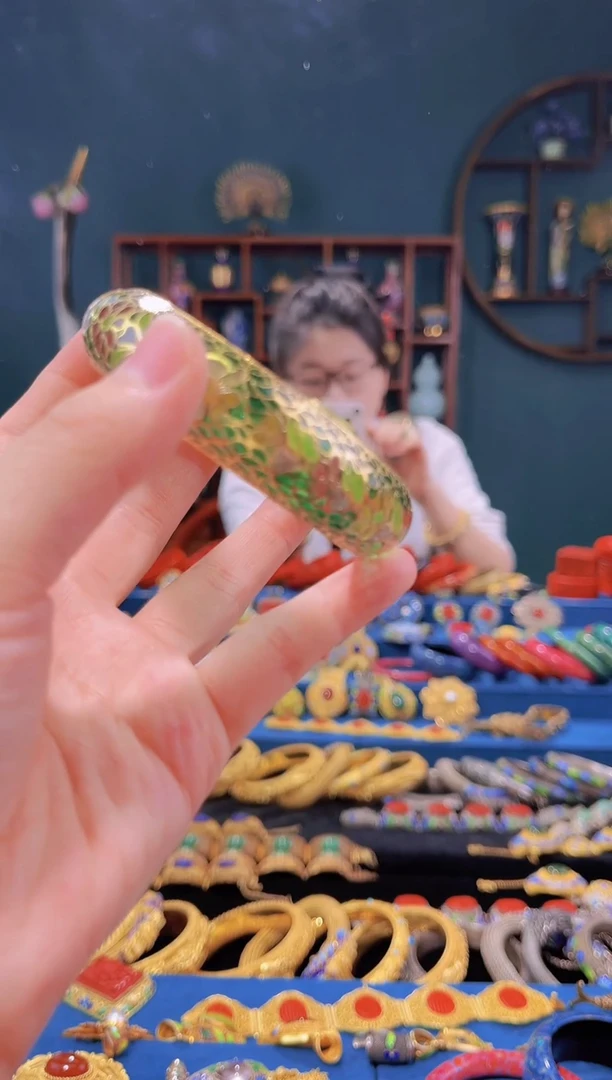 【闪购商品】脱胎手镯绿色圈口53-59