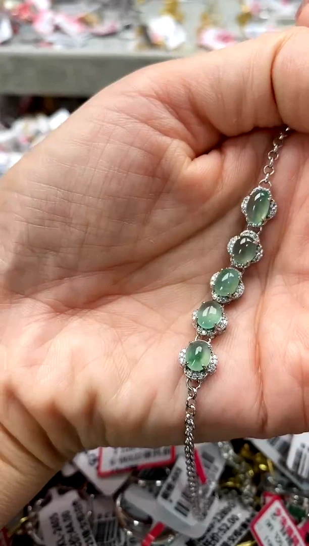 【闪购商品】翡翠戒指银S925镶嵌8888888    3