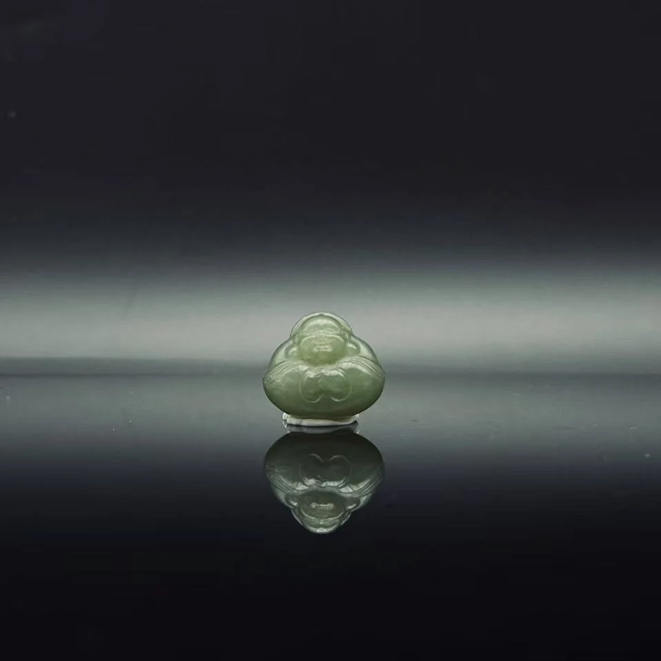 和田玉抱抱佛吊坠9149