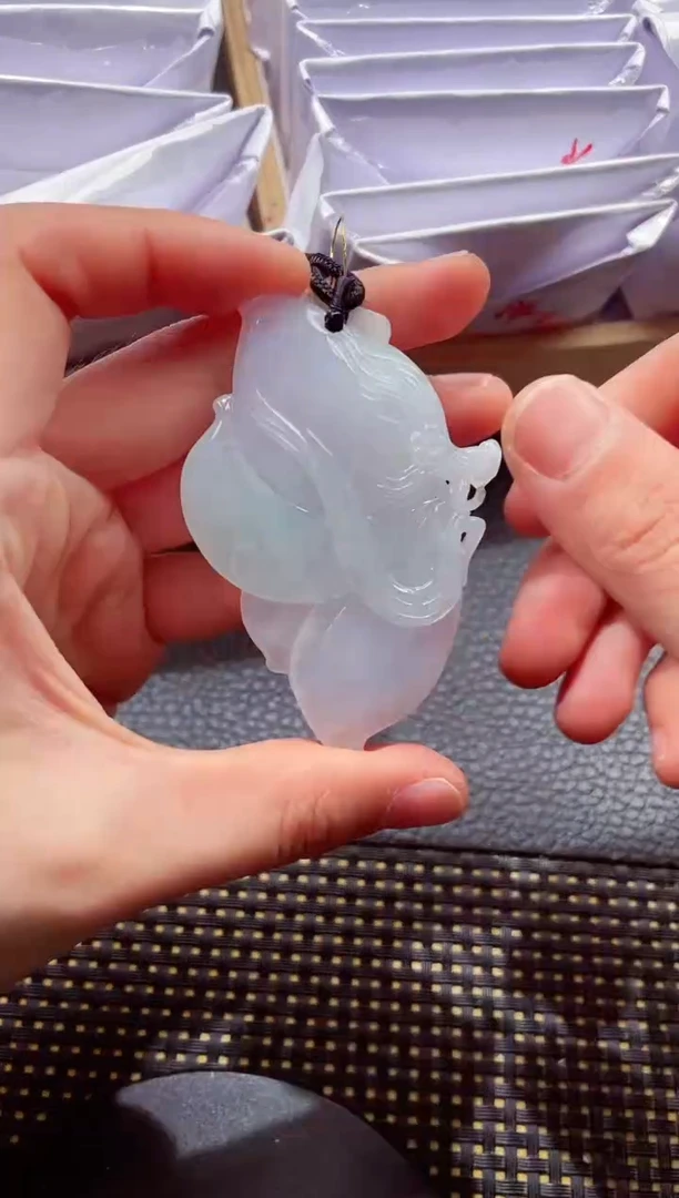 颈饰未镶嵌翡翠11111