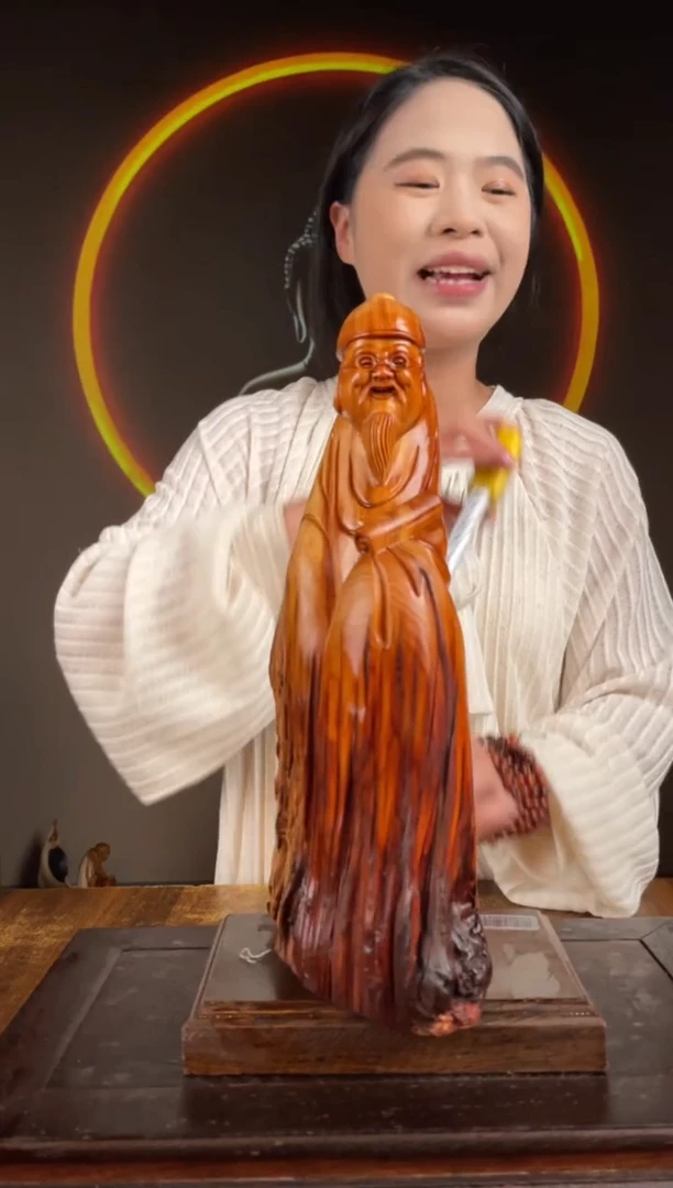 柏木（崖柏）手工摆件,先抢先得! 编号:40