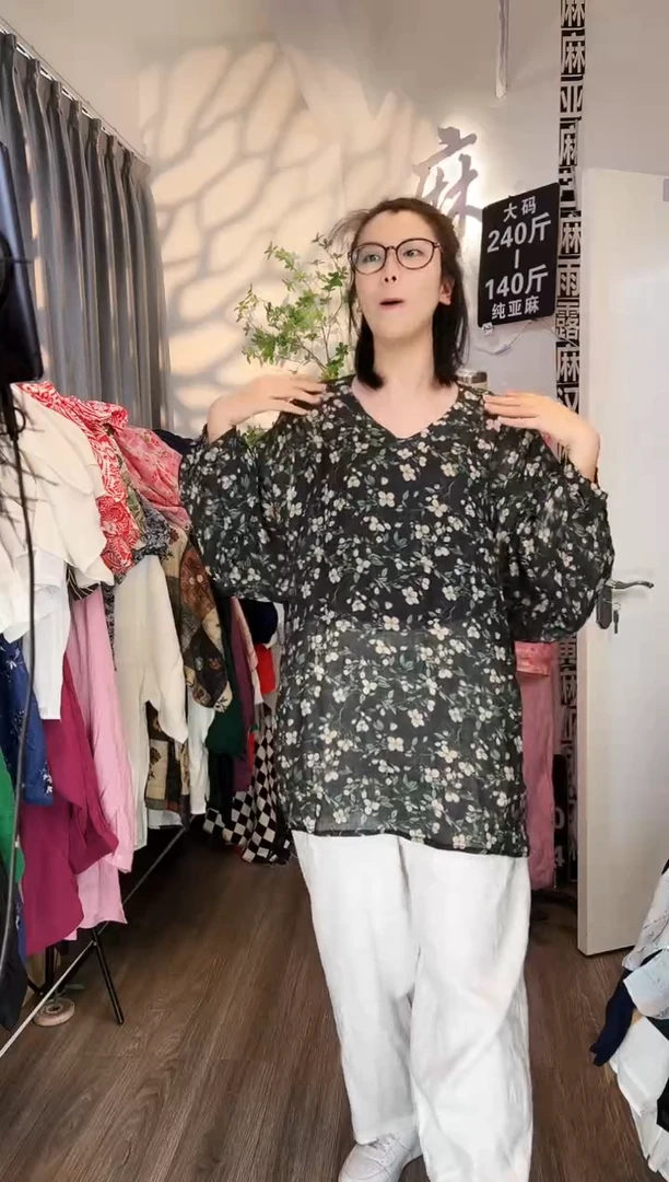 亚麻大码女装系列。