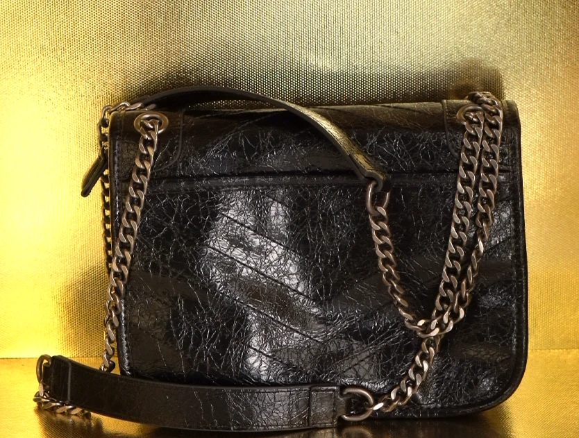 23（全新未拆封）轻奢时尚高级经典潮流百搭单肩斜跨女士包包