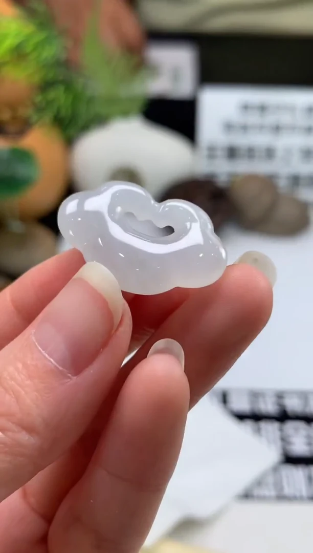 颈饰未镶嵌翡翠娆---116447