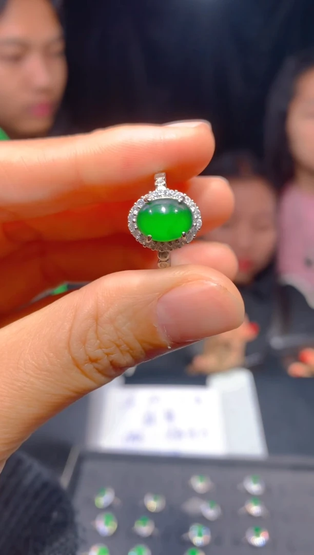 【闪购商品】定制翡翠未镶嵌20多样性发货（发其一）