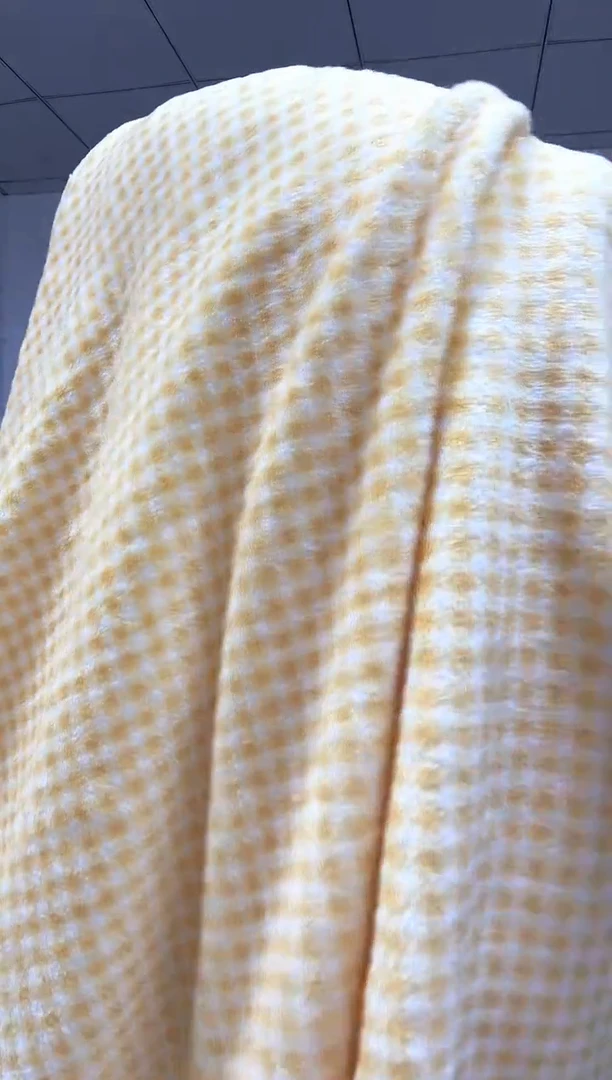 法兰绒2乘2.5左右双面尺寸，材质以主播介绍为准