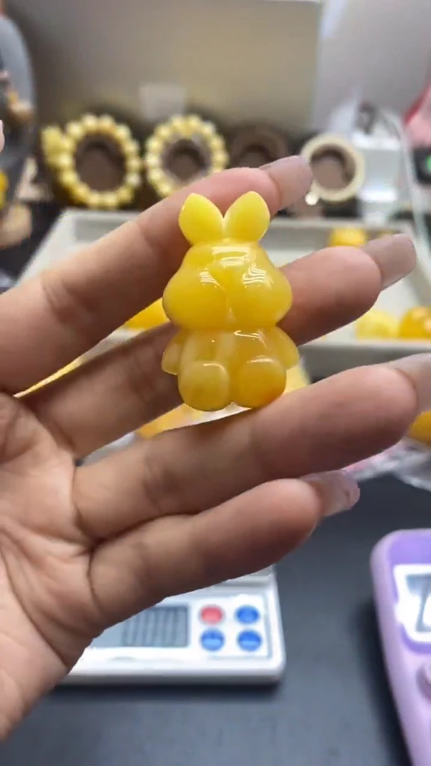 琥珀未镶嵌珠宝奇石1715