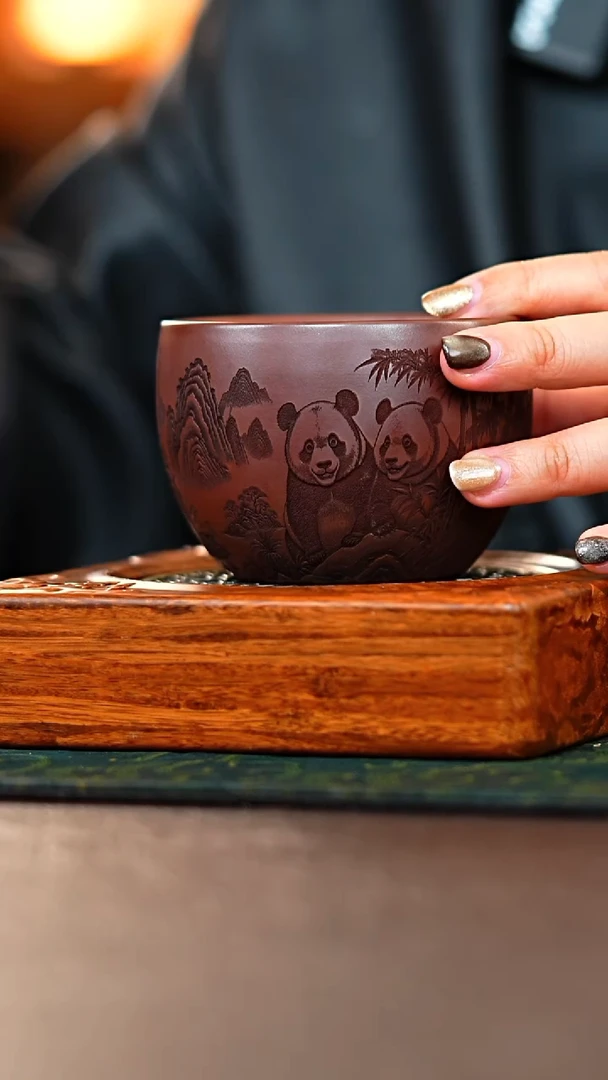 茶杯紫砂石红熊猫紫砂杯