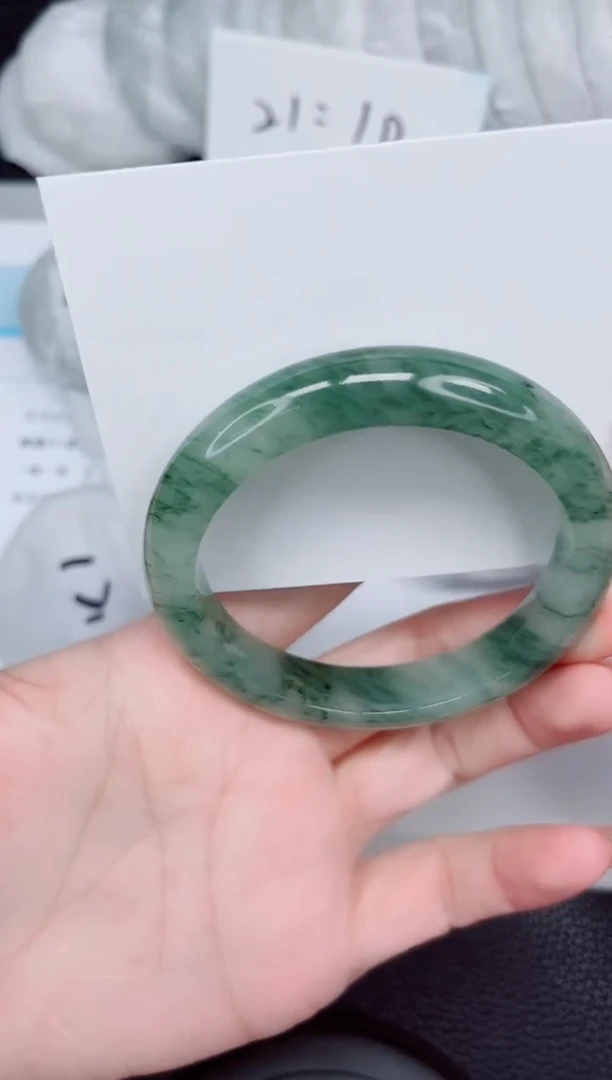 石英质玉手镯未镶嵌28-58.7