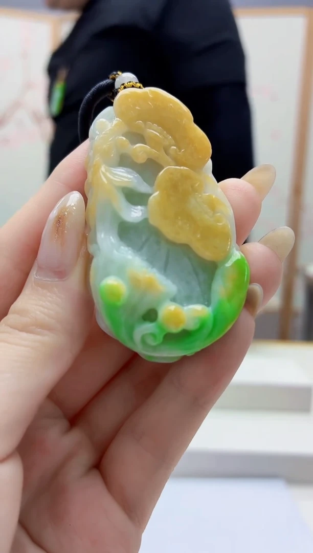 未镶嵌定制翡翠5060jw-毛货挂件88