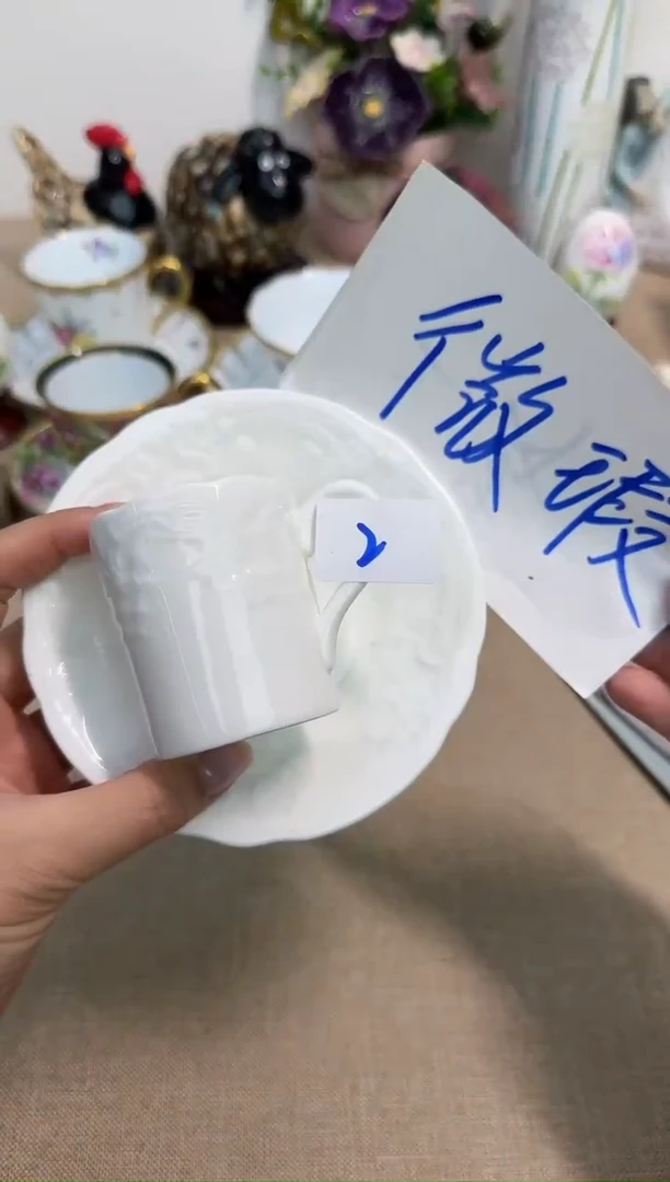 瓷片泡泡家的瓷器真好看
