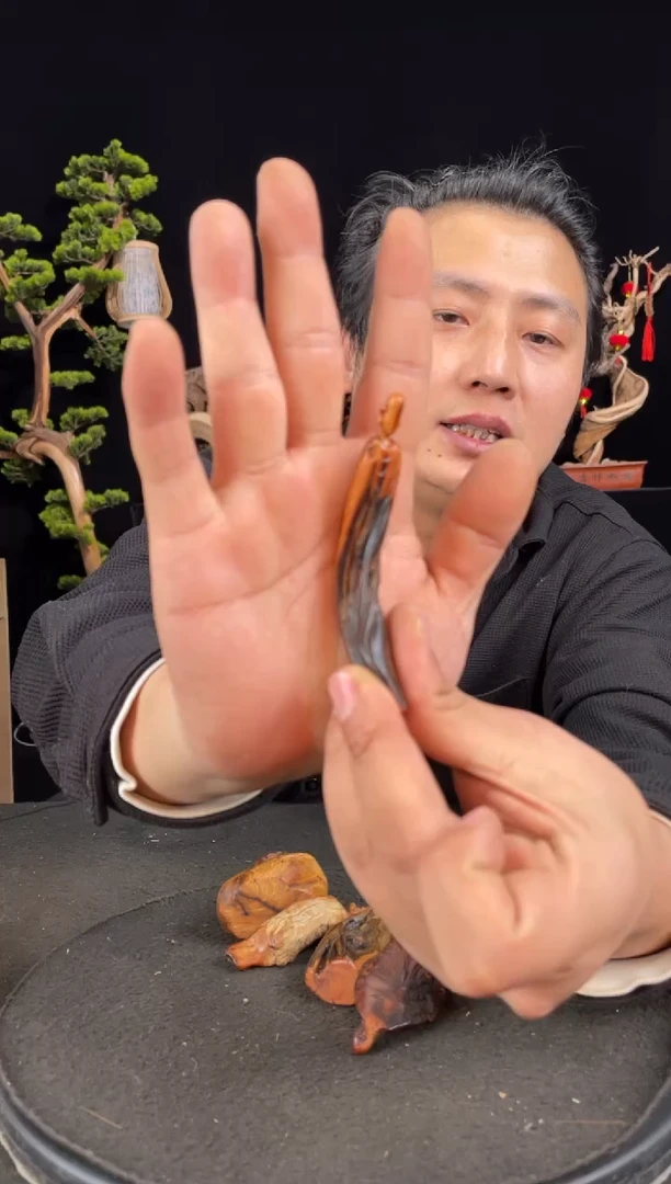 【闪购商品】柏木（崖柏）其他手工摆件,先抢先得!