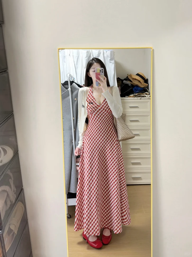 法式复古红色格子吊带连衣裙女子装夏季2025新款海边度假长裙套装