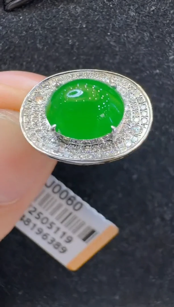 翡翠18K金镶嵌吊坠(不含链)多样性团购发一件