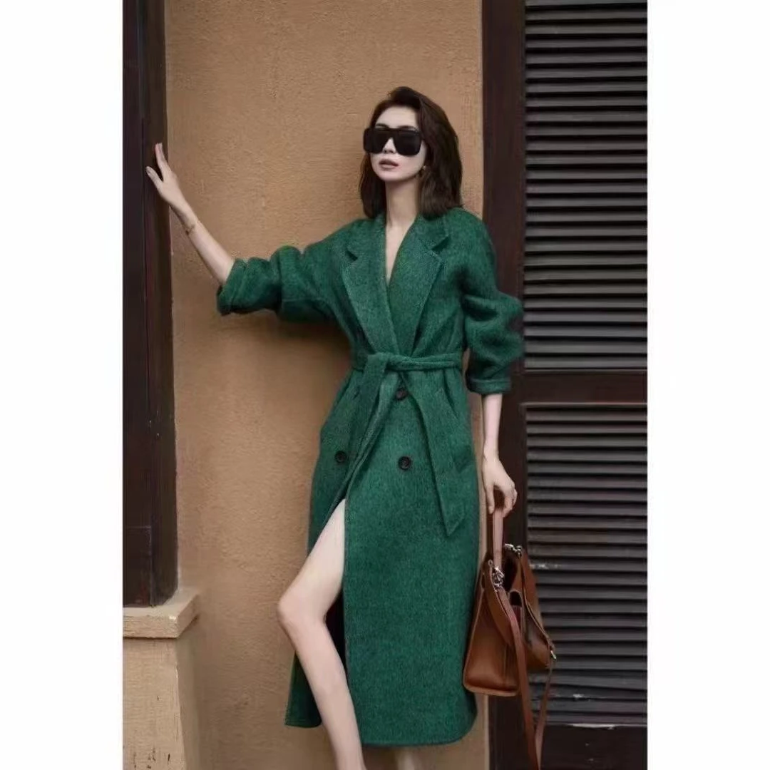 2603 气质翻领腰带双排扣羊绒大衣