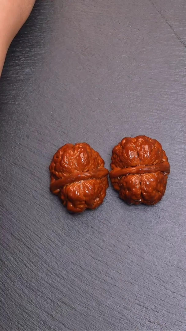 【闪购商品】橄榄核吊坠蛤蟆头核桃回血53号