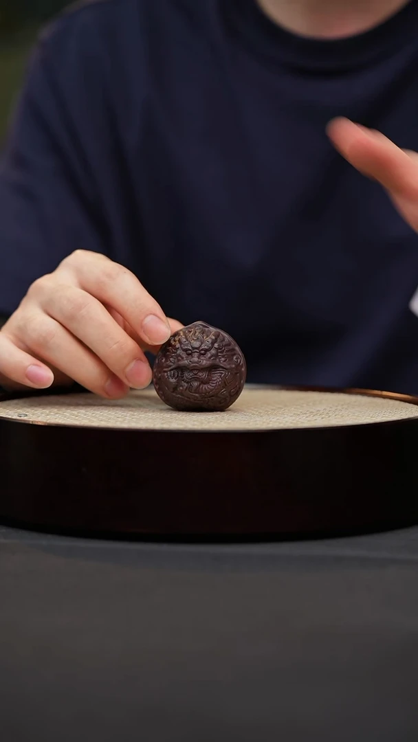 紫砂茶宠1 雕龙核桃紫砂茶宠（1个）