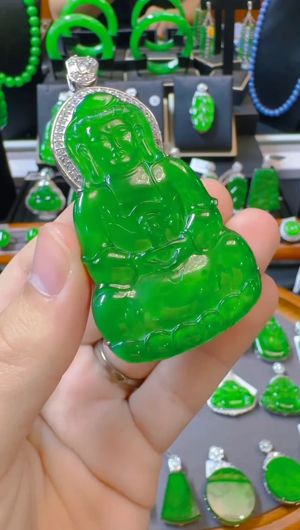 吊坠(赠链)银S925镶嵌翡翠天然A货翡翠