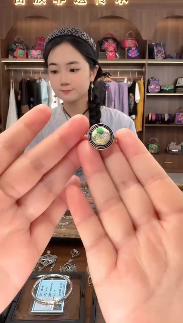 织绣扶光苗绣传承17