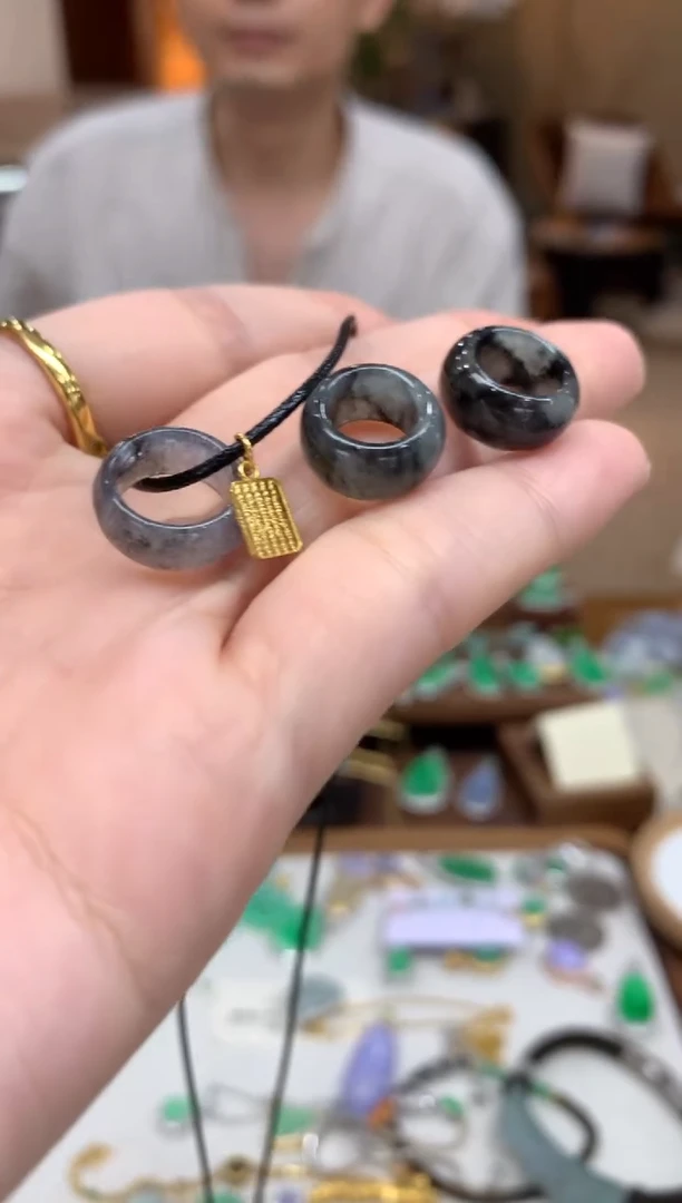 翡翠未镶嵌吊坠(不含链)路路通 多样性发货1件