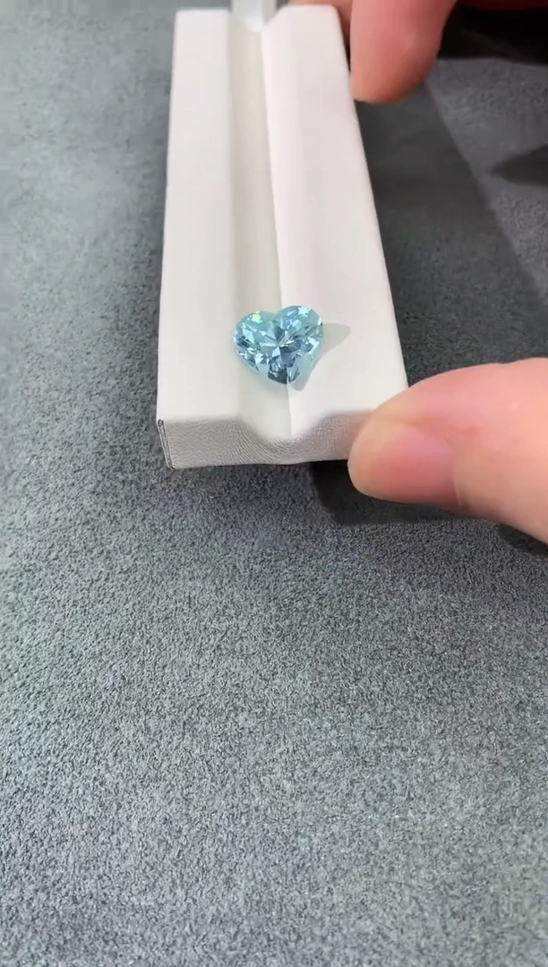 裸石海蓝宝石圣玛丽亚色 3.74CT