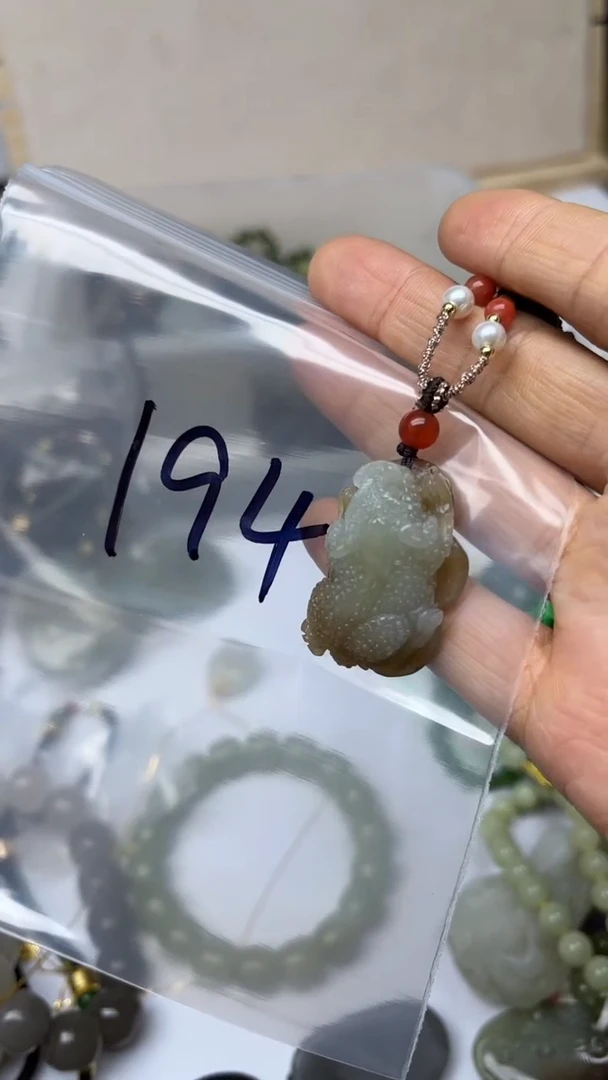 颈饰未镶嵌和田玉冷**知多样性发货拍一发一