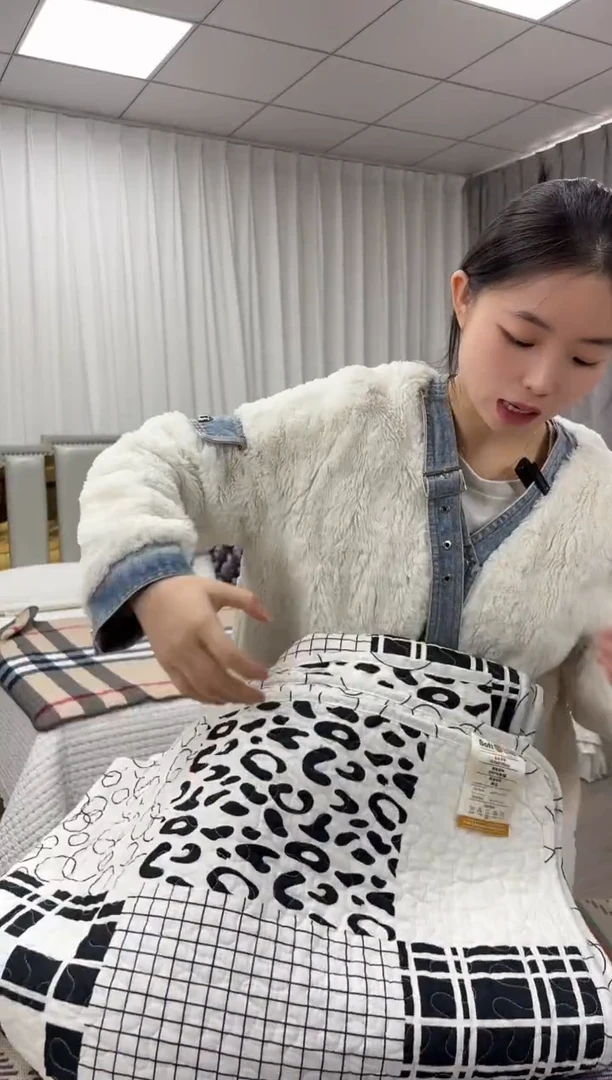 棉福利床盖泡泡仿拼150*210