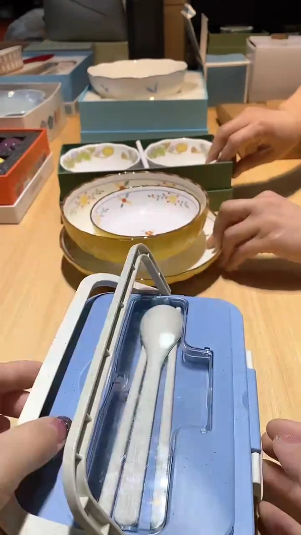 【闪购商品】瓷片锅碗瓢盆一件不剩