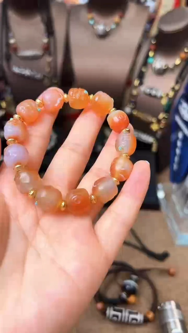 玛瑙/玉髓（覆膜）颈饰未镶嵌阿呆手串