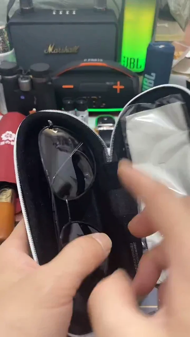 瓷片闪购商品 如图所示