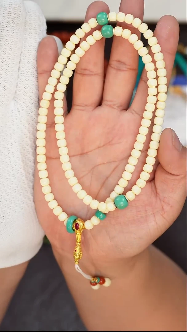 【闪购商品】蜜蜡裸石未镶嵌蜜蜡脖挂