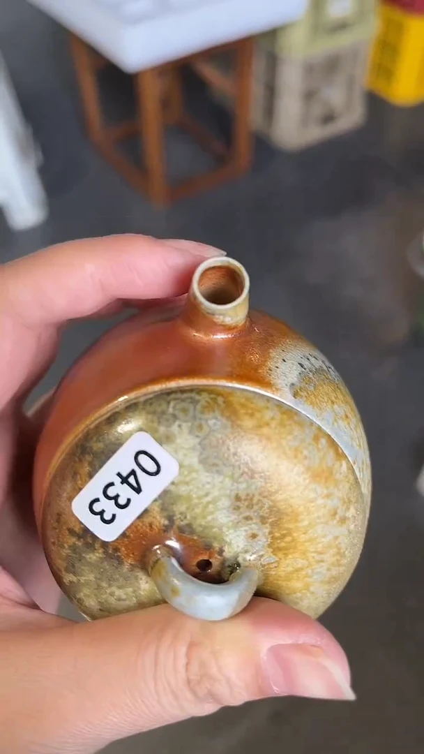 壶0433号容量120-130ML玫瑰金泥 底有顶钉