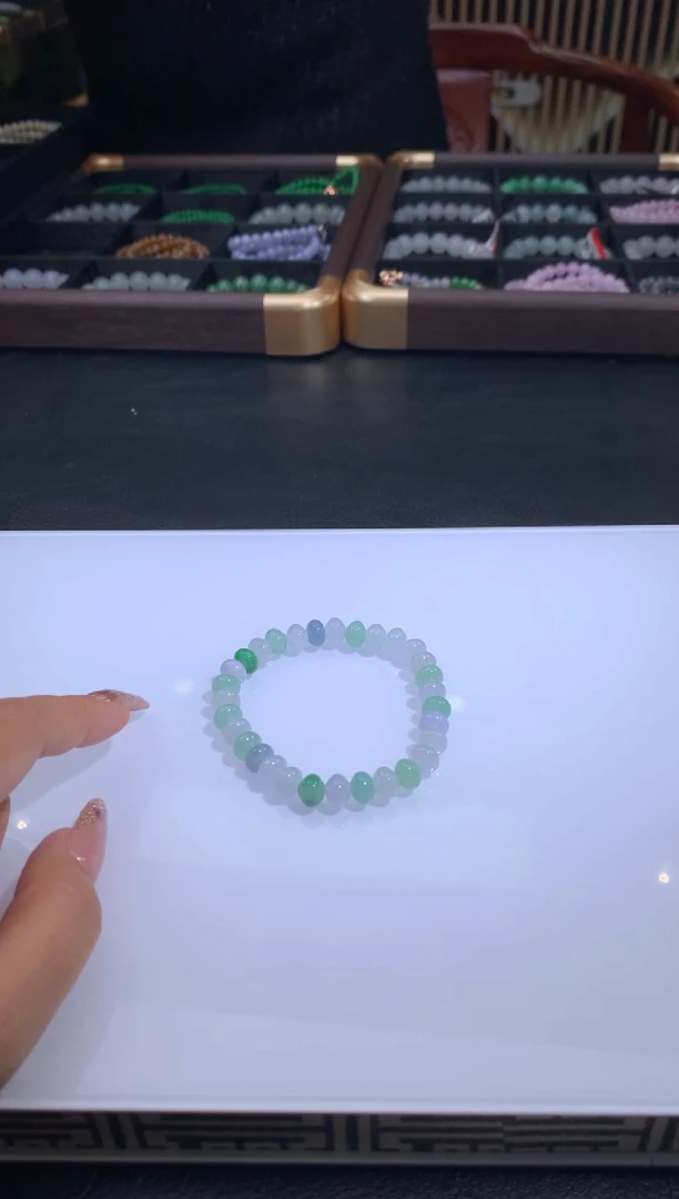 未镶嵌定制翡翠F**?翡翠