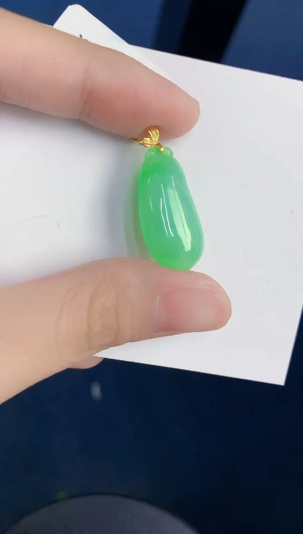 颈饰18K金镶嵌翡翠天然翡翠缅甸A货