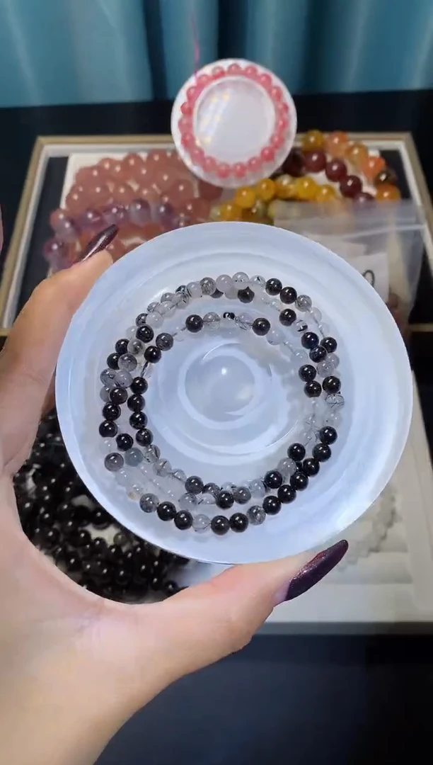 【闪购商品】水晶手链未镶嵌黑发晶三圈121