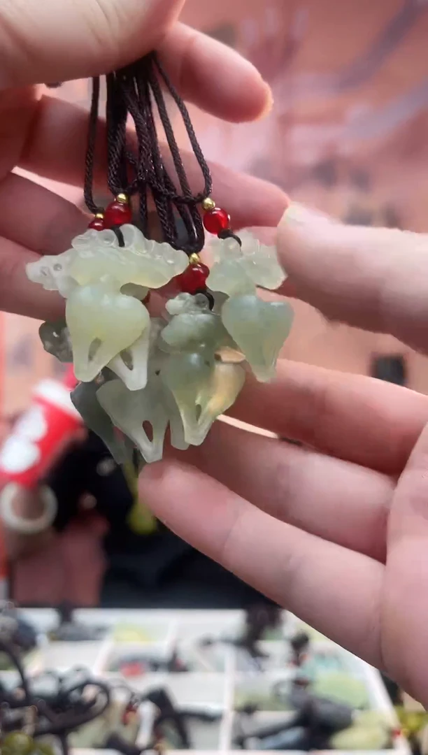 未镶嵌岫玉颈饰多样性发货其中发一